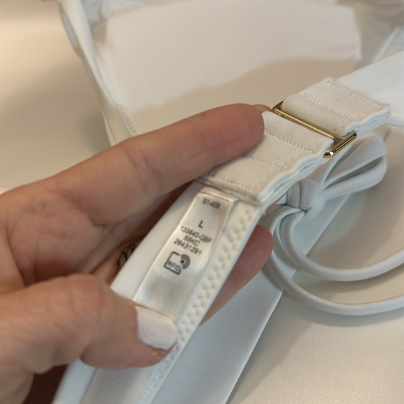 Victoria's Secret White String Bikini Top - Picture 7 of 7